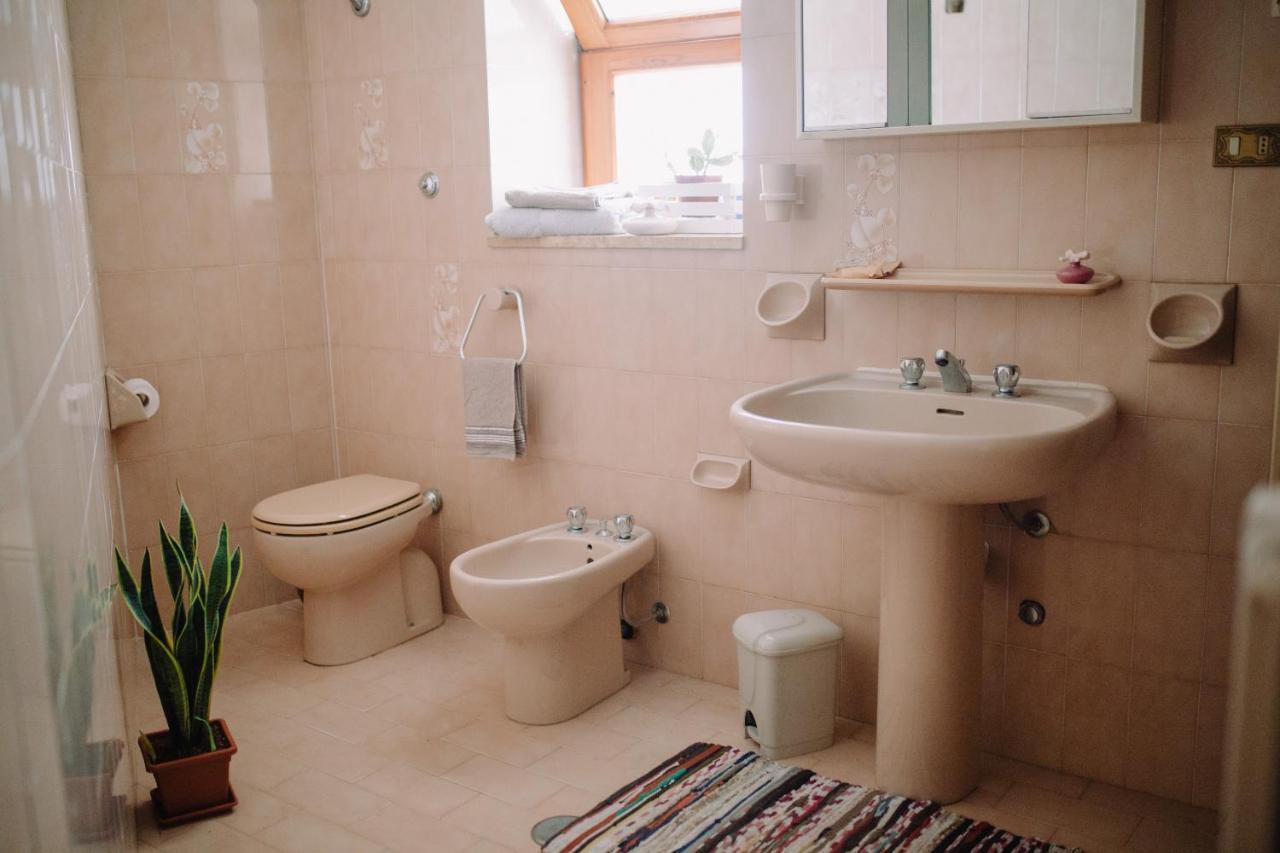 Genius Loci Apartment Sannicandro di Bari Exterior foto