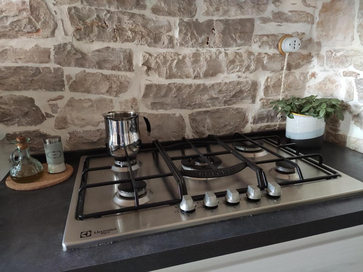Genius Loci Apartment Sannicandro di Bari Exterior foto