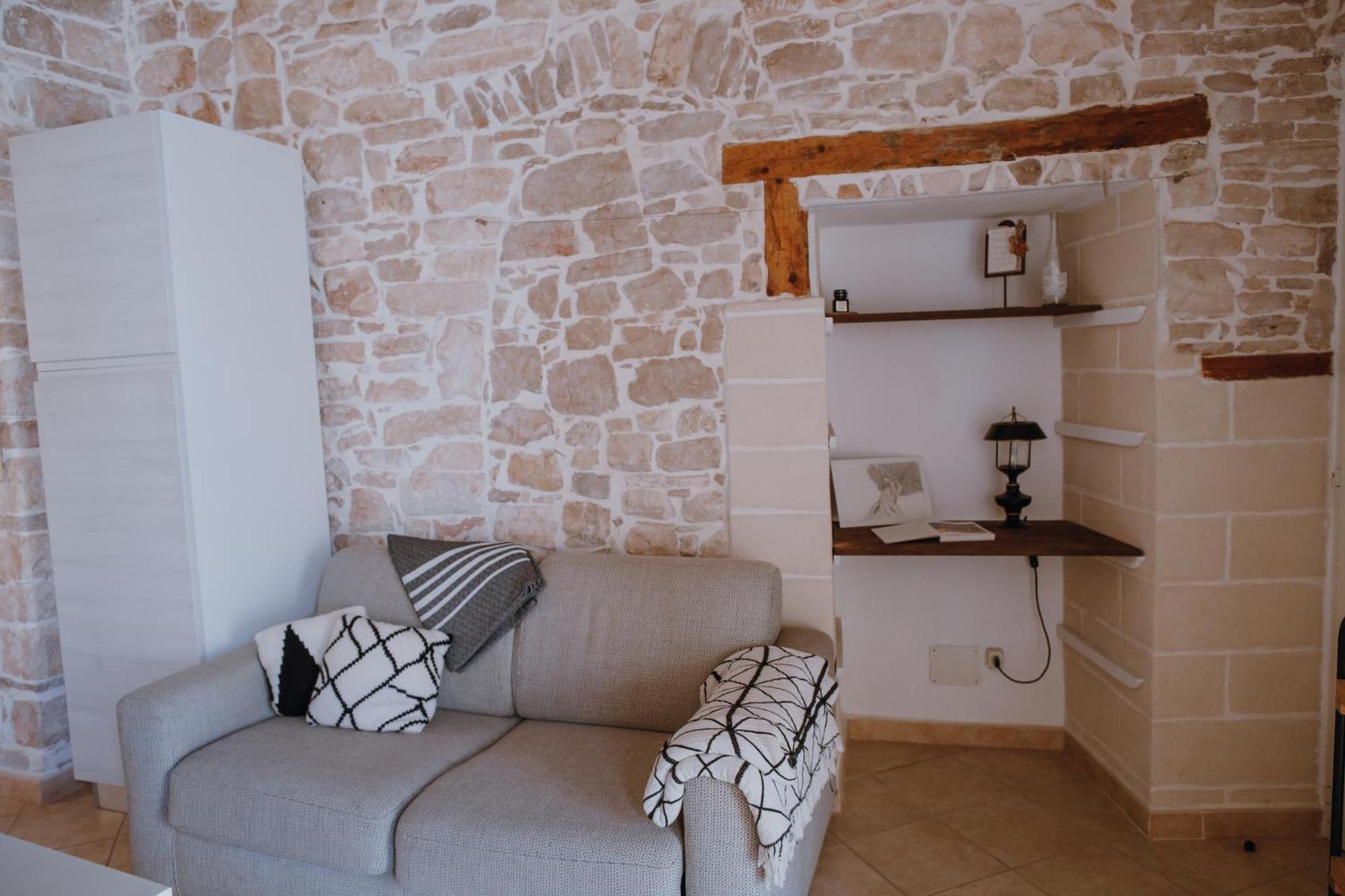 Genius Loci Apartment Sannicandro di Bari Exterior foto